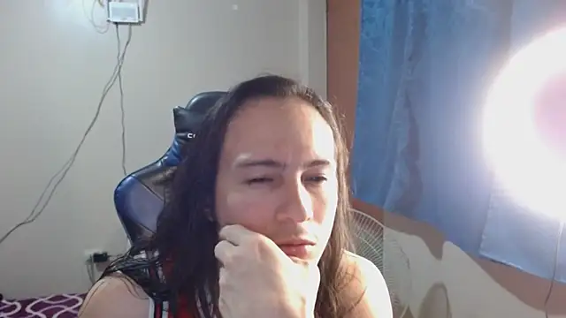 cholitohermoso online show from February 15, 4:47 am