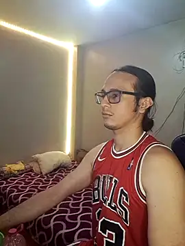 cholitohermoso online show from February 17, 1:04 am