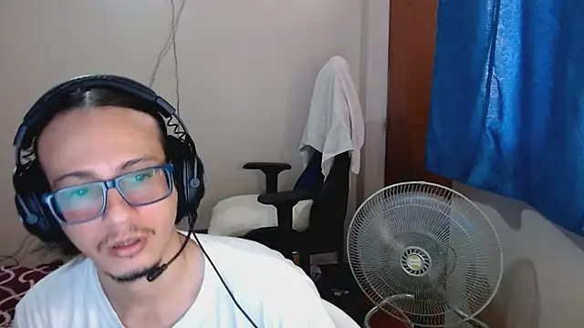 cholitohermoso online show from March 4, 3:48 pm