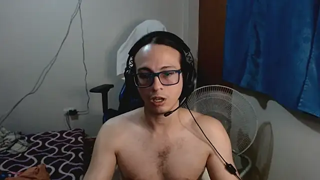 cholitohermoso online show from March 12, 1:14 am