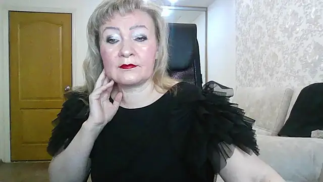 Victoria secrets  online show from November 21, 4:11 am