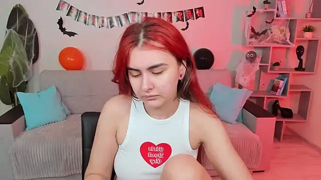 GabriellaMays online show from October 18, 5:10 am