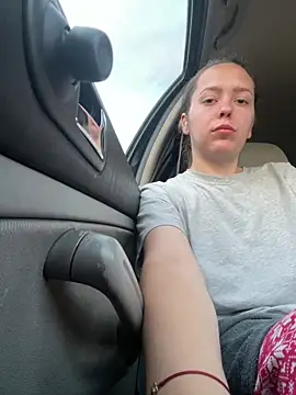 Pussy4564N online show from May 3, 5:08 pm