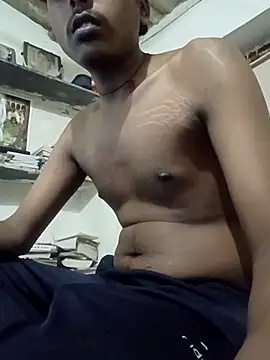 boyyouwant33 online show from March 15, 6:54 pm