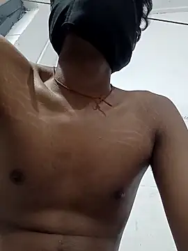 boyyouwant33 online show from March 22, 9:42 pm