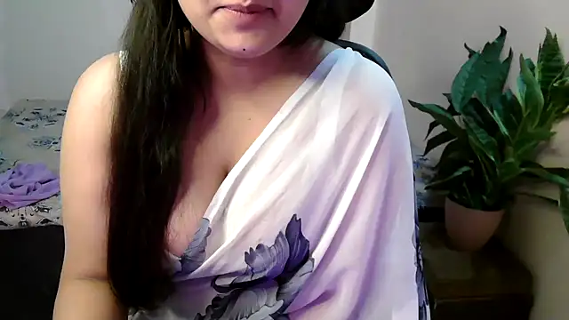 megancatluna online show from February 25, 12:59 pm