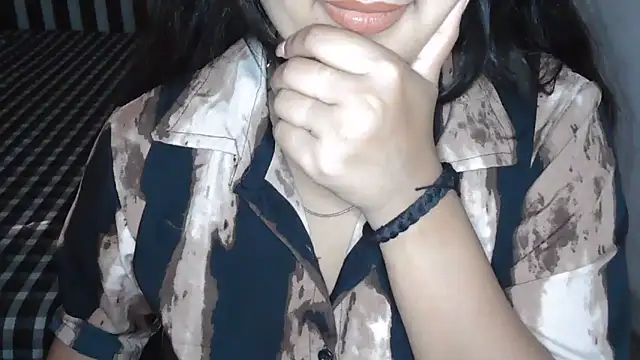 Snapshot of megancatluna chatting on June 12, 11:09 am megancatluna online show from June 12, 11:09 am