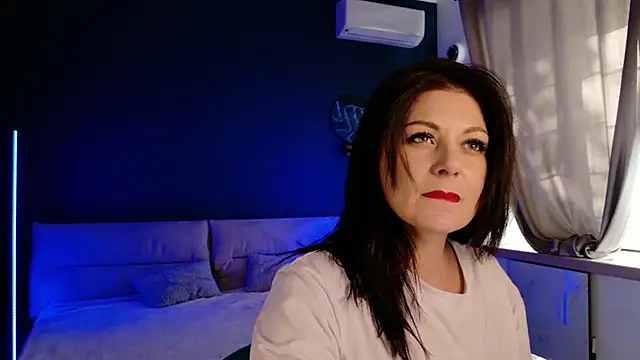 RaileReed online show from May 7, 2:11 pm