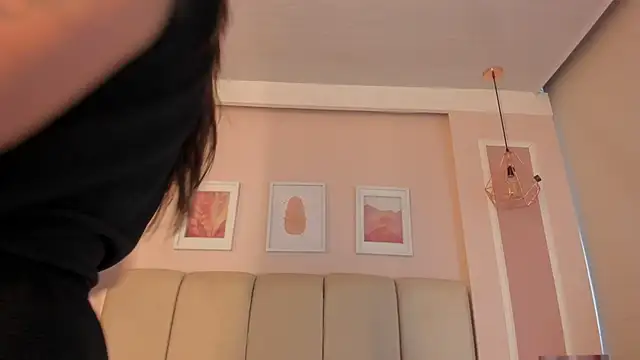 Snapshot of Annie_rhoades chatting on June 17, 12:40 pm Annie rhoades online show from June 17, 12:40 pm