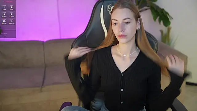 Layla Sweet  online show from October 20, 3:23 pm