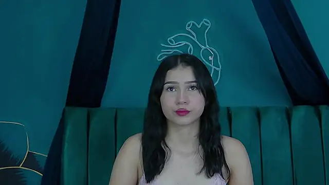 Arii moon online show from February 19, 7:05 pm