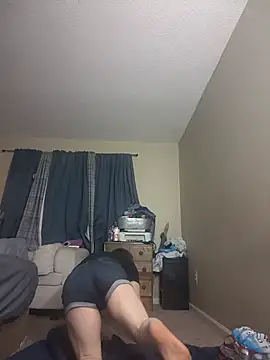 Snapshot of bailey4203 chatting on July 21, 4:15 am bailey4203 online show from July 21, 4:15 am
