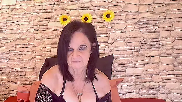 LuciousGrace online show from March 9, 5:44 am