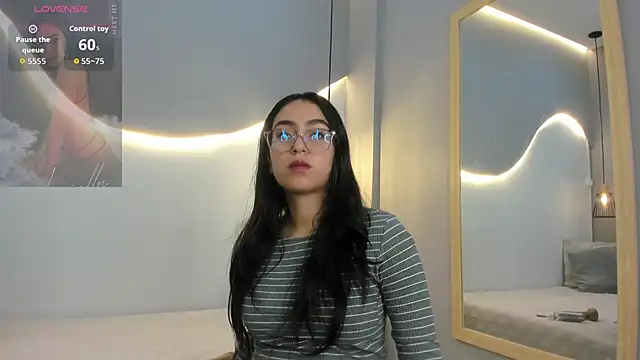 Snapshot of lucelly_15 chatting on January 7, 11:56 am lucelly 15 online show from January 7, 11:56 am