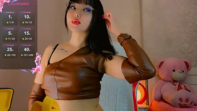 Snapshot of Demonic_Angel_ chatting on June 12, 3:33 pm Demonic Angel online show from June 12, 3:33 pm
