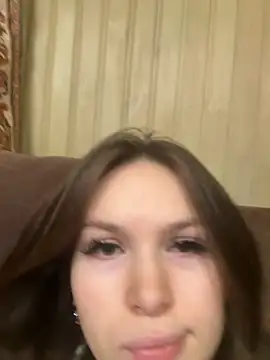 Snapshot of -Amora chatting on December 3, 12:14 pm -Amora online show from December 3, 12:14 pm