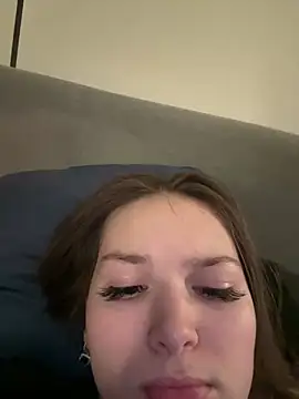 -Amora online show from February 13, 12:12 pm