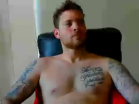 Snapshot of arnold_bekam chatting on May 15, 2:46 pm arnold bekam online show from May 15, 2:46 pm
