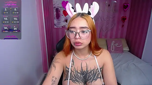 Snapshot of Anni_acker_b chatting on February 17, 7:31 pm Anni acker b online show from February 17, 7:31 pm