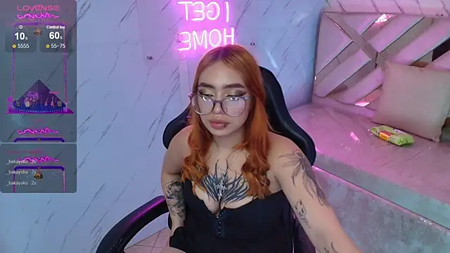 Snapshot of Anni_acker_b chatting on February 21, 10:48 pm Anni acker b online show from February 21, 10:48 pm