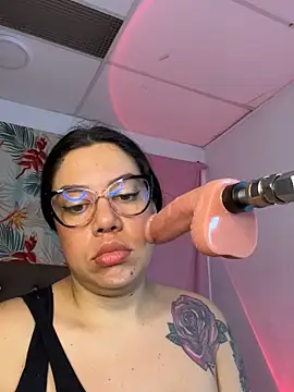 titqueenx online show from March 3, 8:11 pm