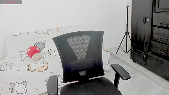 Snapshot of Naoko_7w7 chatting on November 26, 10:33 pm Naoko 7w7 online show from November 26, 10:33 pm