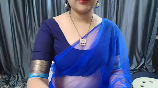 Snapshot of goldiwets chatting on February 15, 3:52 am goldiwets online show from February 15, 3:52 am