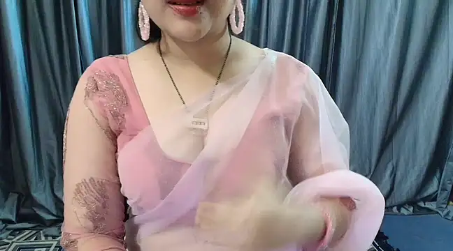 Snapshot of goldiwets chatting on February 16, 7:38 pm goldiwets online show from February 16, 7:38 pm