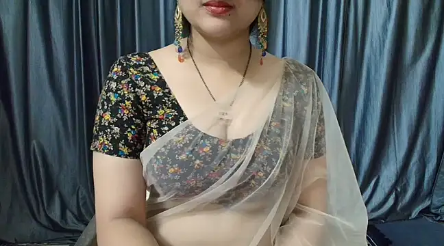 Snapshot of goldiwets chatting on March 3, 4:14 am goldiwets online show from March 3, 4:14 am