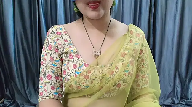 Snapshot of goldiwets chatting on March 11, 4:18 pm goldiwets online show from March 11, 4:18 pm