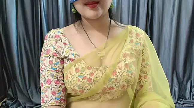 Snapshot of goldiwets chatting on March 11, 7:25 pm goldiwets online show from March 11, 7:25 pm