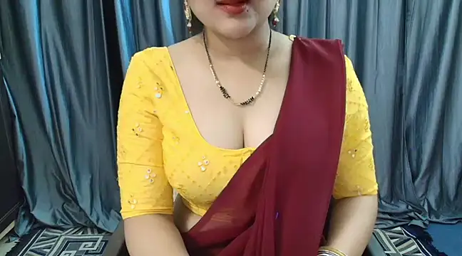 Snapshot of goldiwets chatting on March 15, 10:46 am goldiwets online show from March 15, 10:46 am