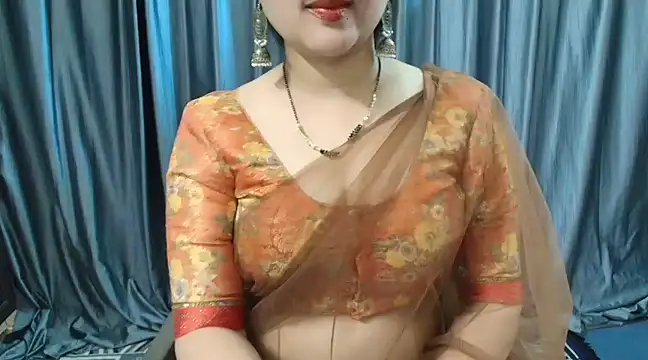 Snapshot of goldiwets chatting on March 17, 3:36 am goldiwets online show from March 17, 3:36 am