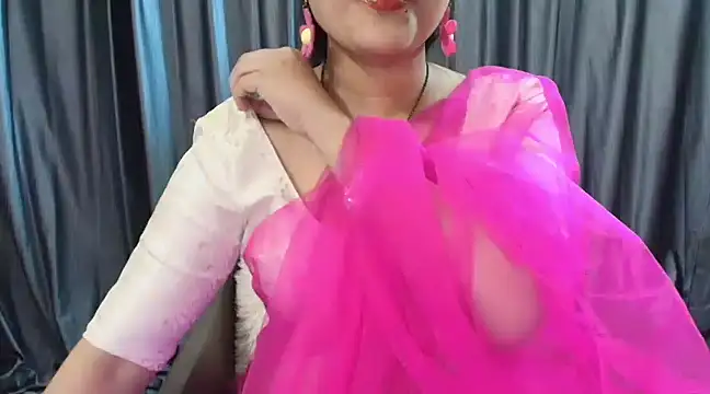 Snapshot of goldiwets chatting on March 20, 4:07 am goldiwets online show from March 20, 4:07 am