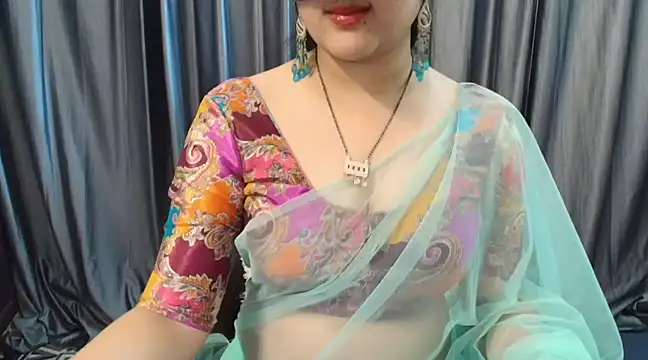 Snapshot of goldiwets chatting on March 21, 7:33 am goldiwets online show from March 21, 7:33 am