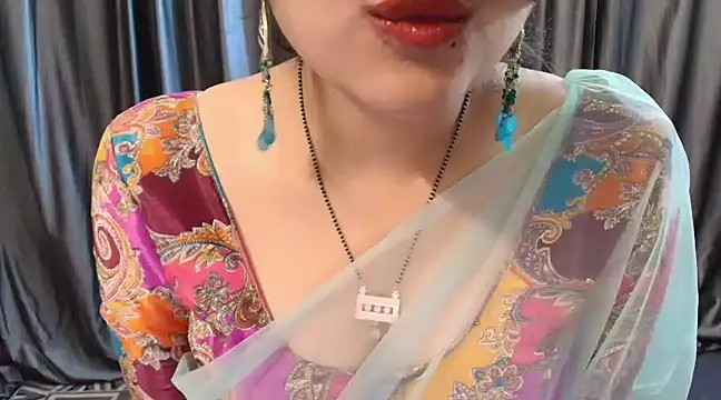 Snapshot of goldiwets chatting on March 21, 7:13 pm goldiwets online show from March 21, 7:13 pm