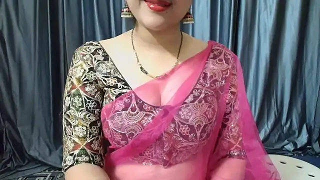 Snapshot of goldiwets chatting on September 18, 4:09 pm goldiwets online show from September 18, 4:09 pm