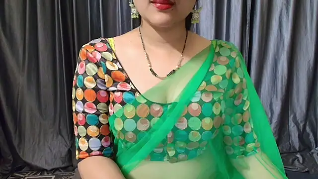 Snapshot of goldiwets chatting on October 7, 4:37 pm goldiwets online show from October 7, 4:37 pm