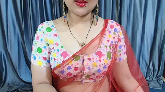 Snapshot of goldiwets chatting on November 27, 4:14 am goldiwets online show from November 27, 4:14 am