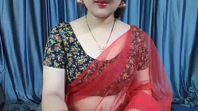 Snapshot of goldiwets chatting on December 2, 3:45 am goldiwets online show from December 2, 3:45 am