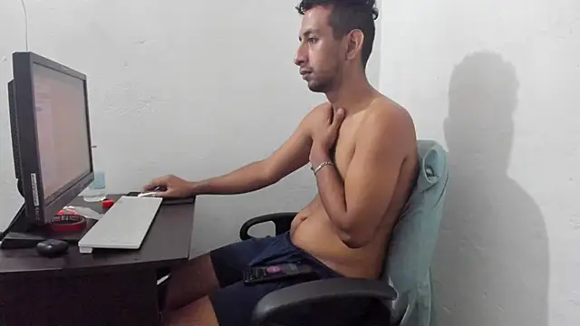 Extremely-Dirty-Sex online show from February 27, 12:56 pm