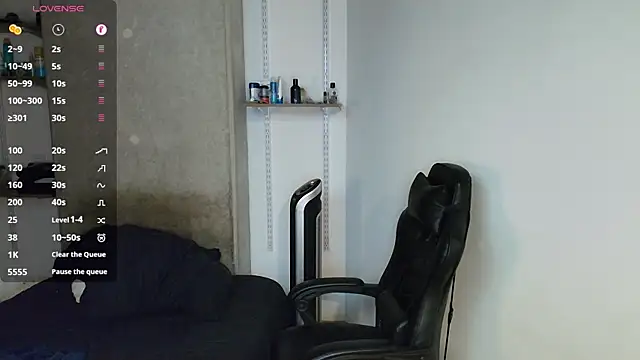 Snapshot of kevin_jef chatting on May 19, 2:18 am kevin jef online show from May 19, 2:18 am