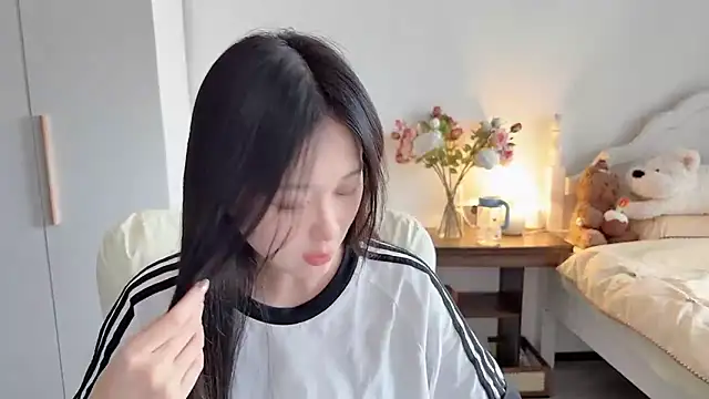 Cassie-20 online show from June 20, 9:23 am