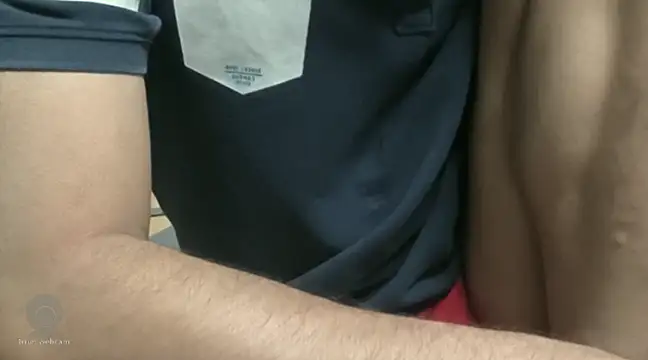 love me you online show from February 14, 10:17 am