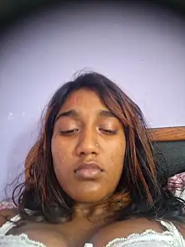 Snapshot of indianpink_lips chatting on April 24, 12:40 pm indianpink lips online show from April 24, 12:40 pm