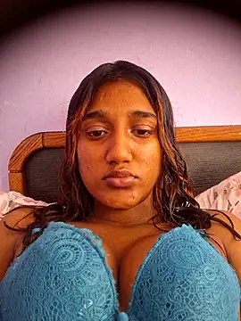 Snapshot of indianpink_lips chatting on May 7, 11:59 am indianpink lips online show from May 7, 11:59 am