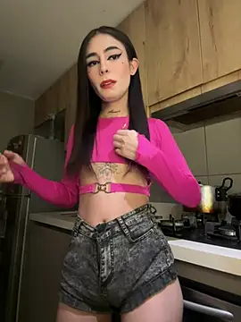 Snapshot of candycami19 chatting on March 20, 7:47 am candycami19 online show from March 20, 7:47 am