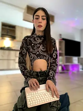 Snapshot of candycami19 chatting on October 7, 1:41 pm candycami19 online show from October 7, 1:41 pm