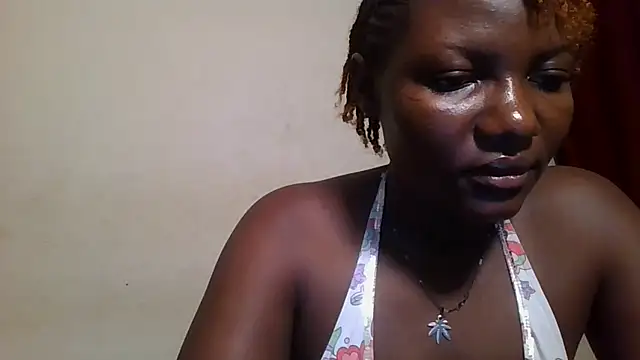 Snapshot of Ebony_dolcy chatting on November 17, 5:24 am Ebony dolcy online show from November 17, 5:24 am
