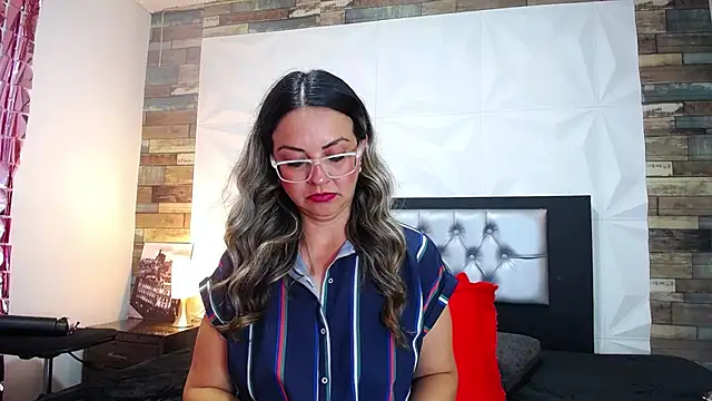 Snapshot of Azaahara_ chatting on February 24, 5:20 pm Azaahara online show from February 24, 5:20 pm